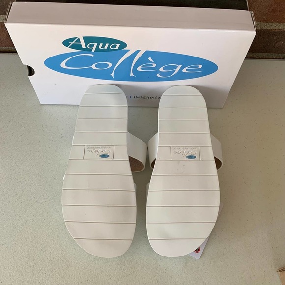 Aqua College Sloan White Leather Open Toe Strap Slide Sandal Women's US size 7M - Picture 6 of 11